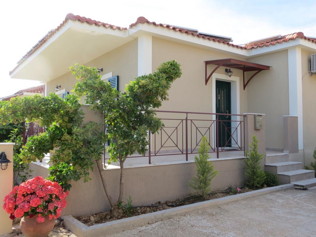 George Apartments Lourdata  Habitación foto